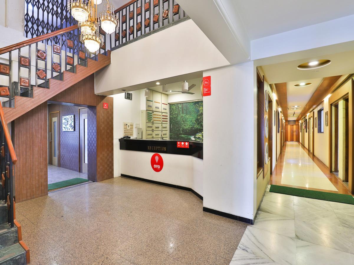 Hotel Ostria Сурат Екстер'єр фото